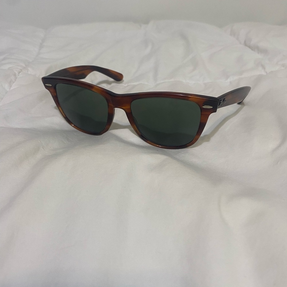 Rare Vintage Ray Ban Wayfarer 2 Classic Tortoise Shell Sunglasses